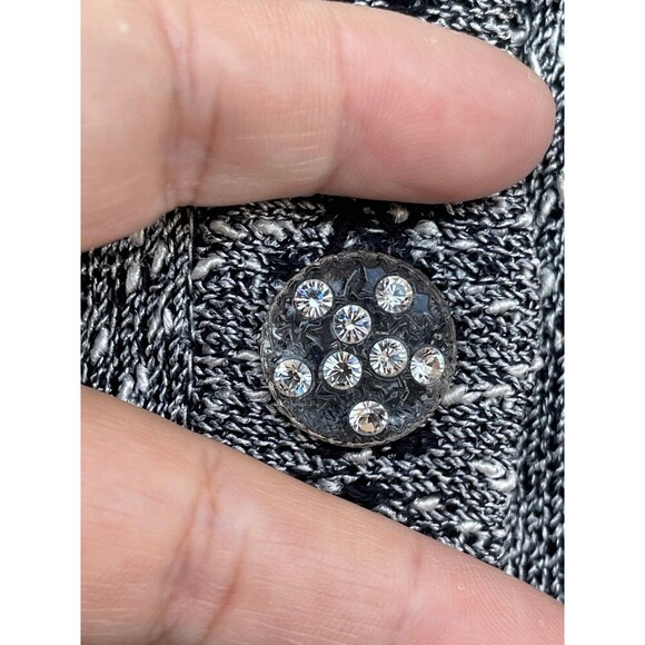 Atelier Sagan textured weave embroidered figures depicting people sweater medium - Picture 10 of 13